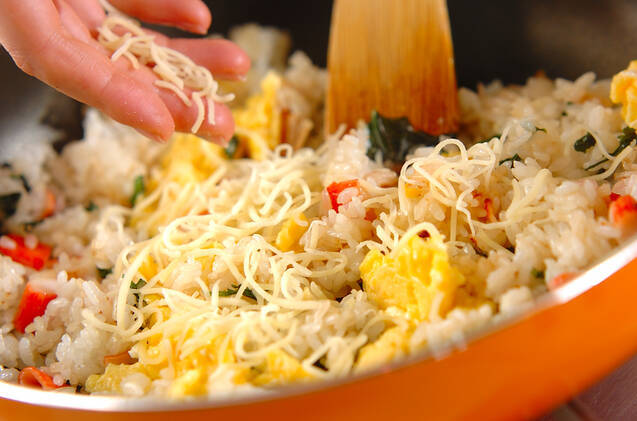 チーズチャーハンの作り方の手順4