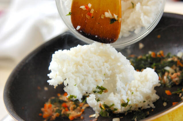 ワカメチャーハンの作り方の手順3