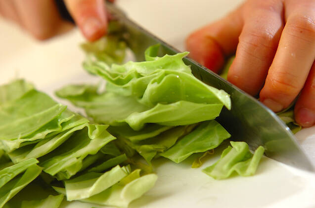 春キャベツのアンチョビサラダの作り方の手順1