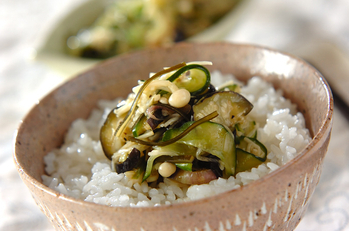 香味野菜のオリーブ油和え