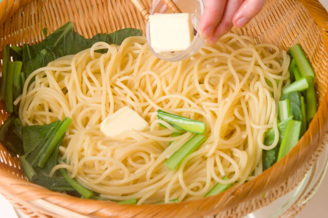 小松菜のシンプルパスタの作り方の手順3