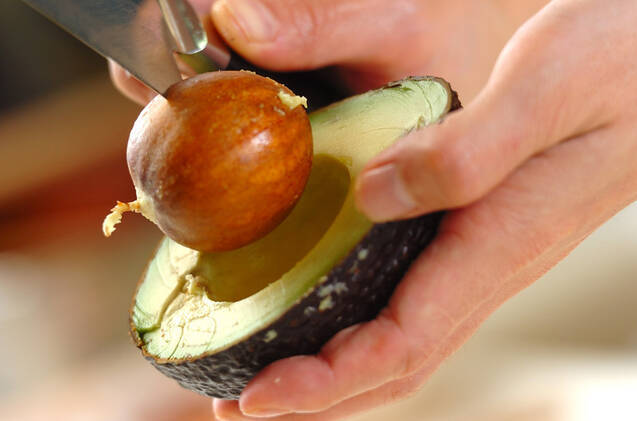 クリーミーアボカドディップの作り方の手順1