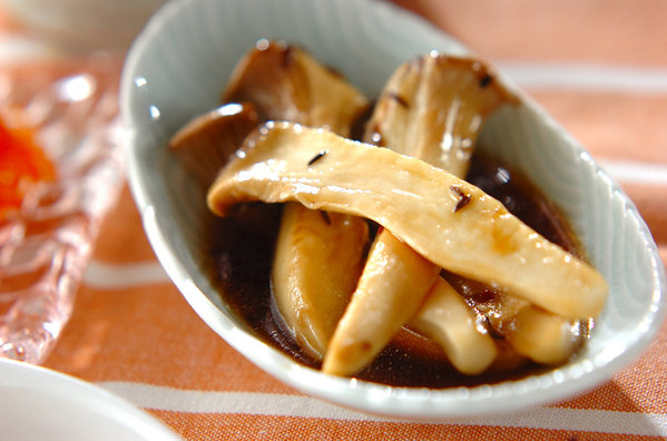 2. エリンギのクミンマリネ