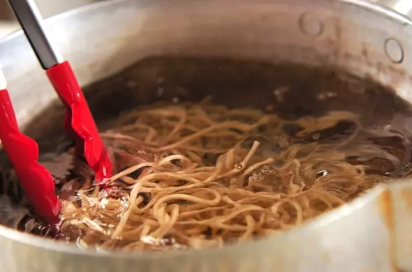 年越し明太トロトロそばの作り方1