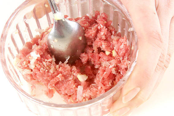 野菜の肉詰めの作り方の手順1