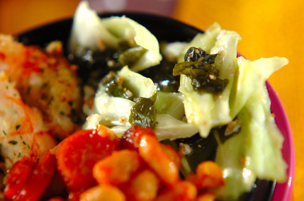 キャベツの旨塩レモンサラダ