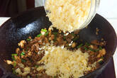 簡単パラパラ！キムチチャーハン 食欲そそる by中島 和代さんの作り方4