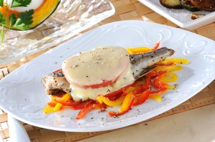 イサキのトマトチーズ焼き