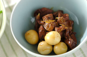 レバーとウズラ卵の煮物