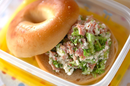 ブロッコリーサンド