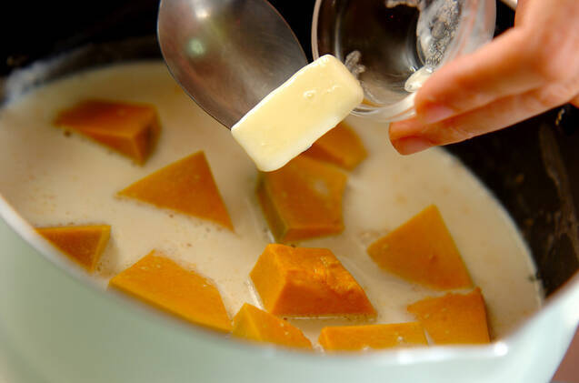 ホクホクカボチャのミルク煮の作り方の手順3