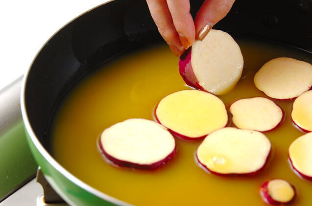 サツマイモのプルーン煮の作り方の手順3
