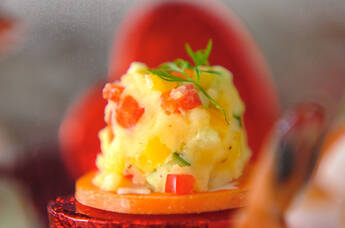 マッシュポテカナッペ