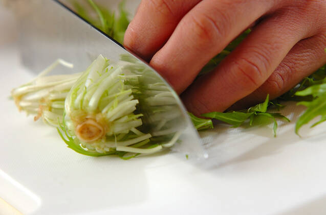 シャキシャキ水菜の中華スープの作り方の手順1