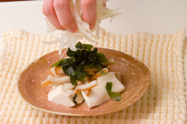 豆腐と玉ネギのサラダの作り方の手順7