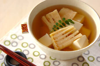 焼きタケノコのスープ