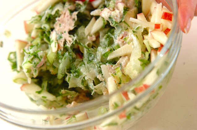 セロリのツナサラダの作り方の手順3