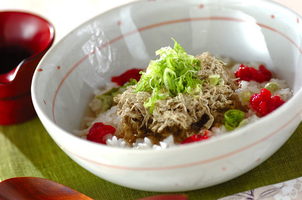 とろろ昆布と梅のサッパリスープご飯