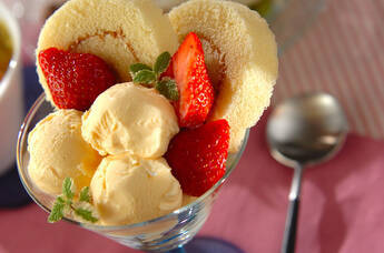 ロールケーキパフェ