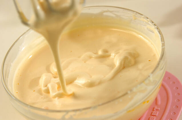 桃のデコレーションケーキの作り方の手順6