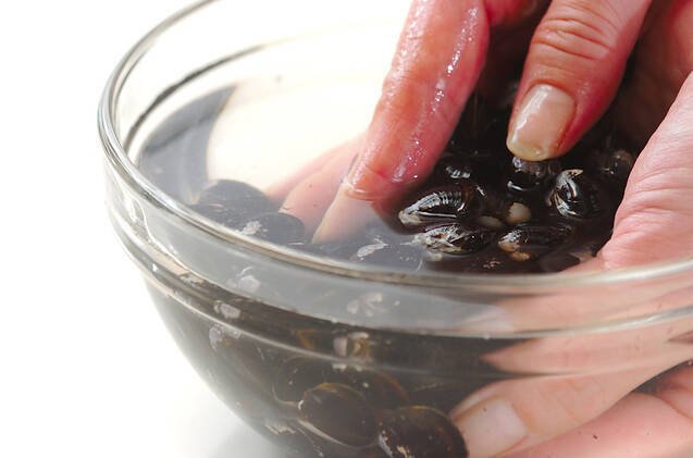 シジミのお吸い物の作り方の手順1