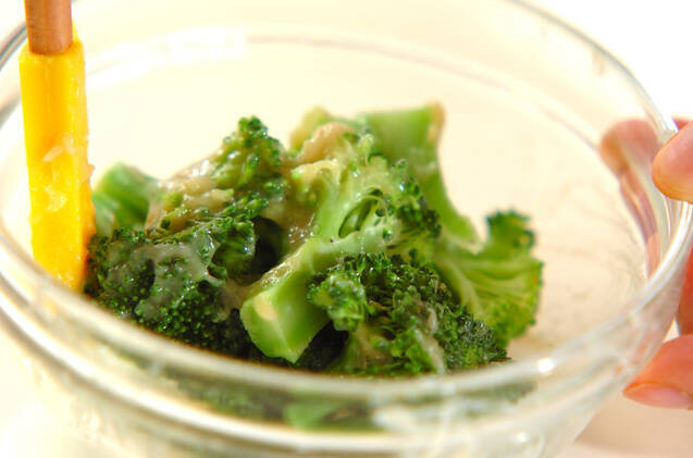 ブロッコリーのからしみそ和えの作り方の手順2