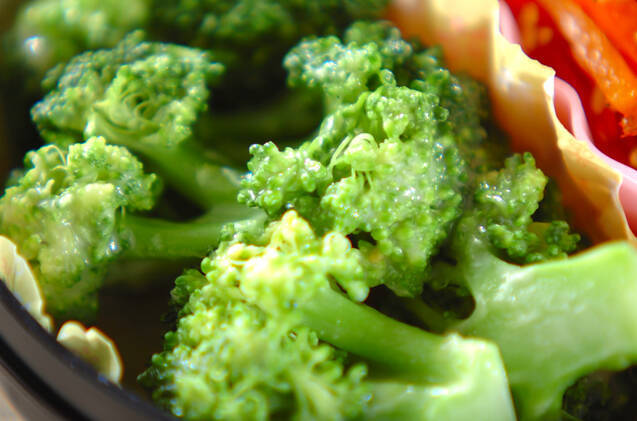 ブロッコリーのからしみそ和え