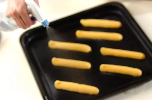 紅茶のエクレアの作り方4