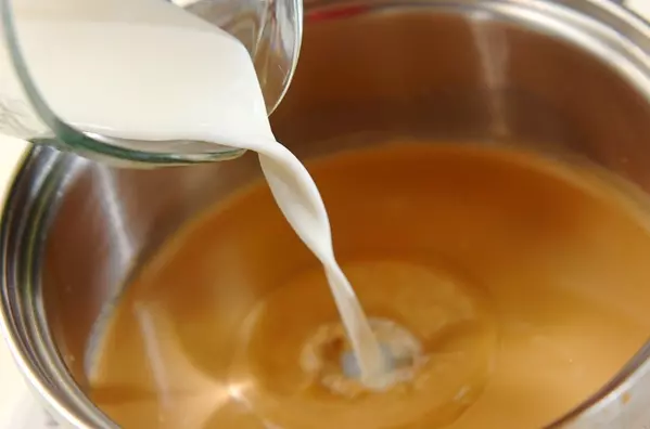 紅茶のエクレアの作り方7