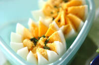 飾り切りトマトのカラフルサラダ 副菜 レシピ 作り方 E レシピ 料理のプロが作る簡単レシピ