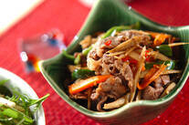 牛肉入りゴボウの食物繊維たっぷりきんぴら