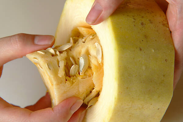 そうめん瓜のシャキシャキサラダの作り方の手順1