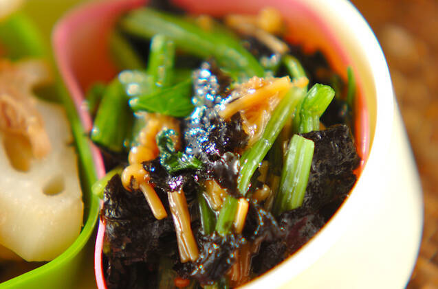 ホウレン草とナメタケののり和え