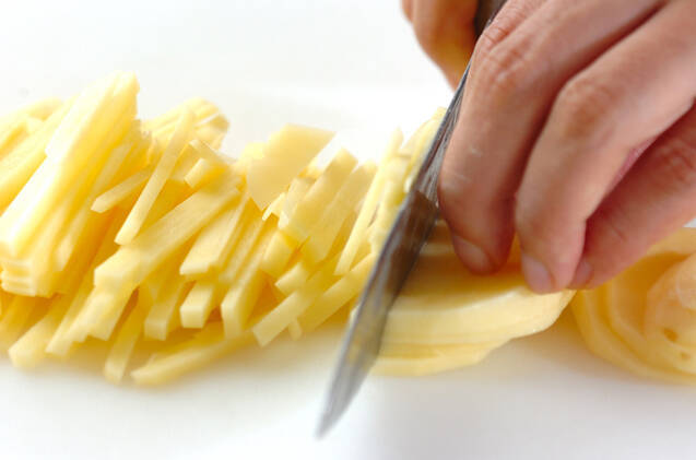 ポテトとチーズのガレットの作り方の手順1