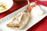 アジの塩焼き