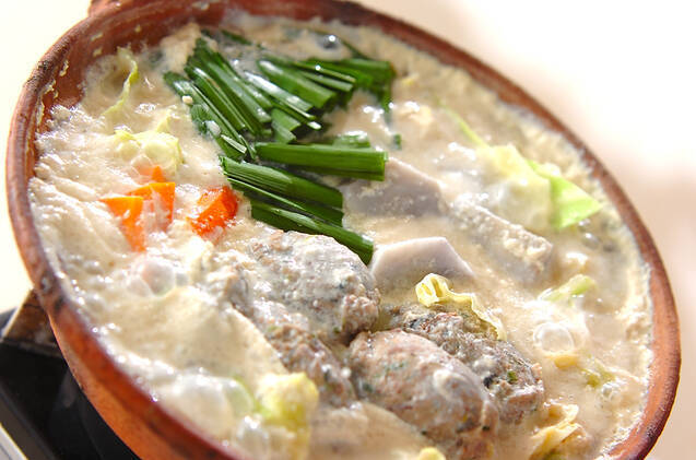 冬に食べたい鍋料理♪ 市販のスープなしでも作れる大人気レシピ20選の画像