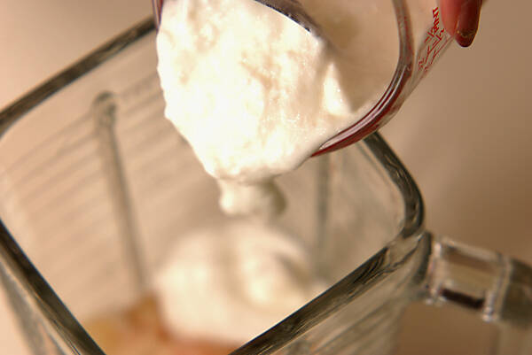 ピーチヨーグルトスープの作り方の手順2