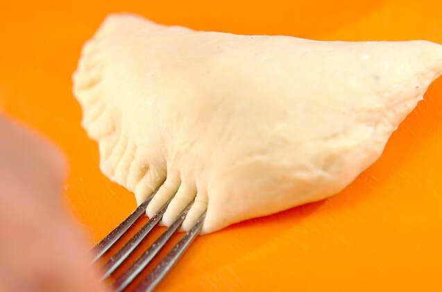 キノコたっぷりカルツォーネの作り方の手順12