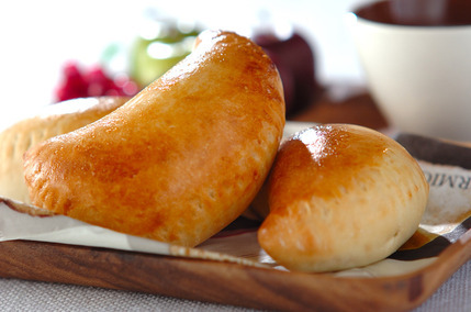 キノコたっぷりカルツォーネ