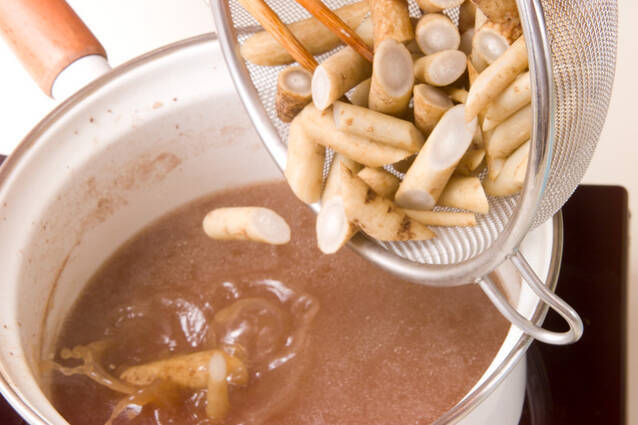 新ゴボウと牛肉の煮物の作り方の手順5