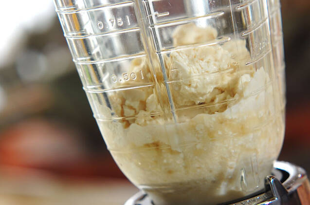 バナナとココナッツの豆腐ムースの作り方の手順1