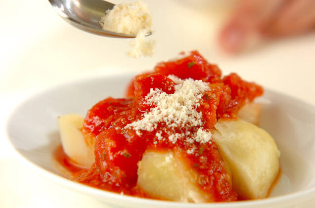 ジャガイモのトマトソースがけの作り方の手順5