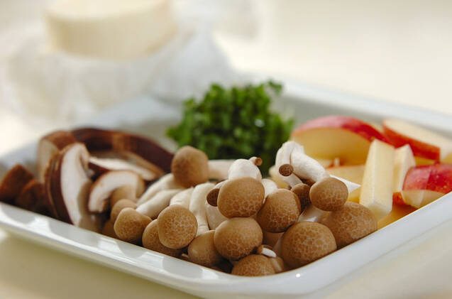 キノコの長芋和えの作り方の手順1