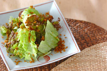 レタスのサラダ・パン粉がけ