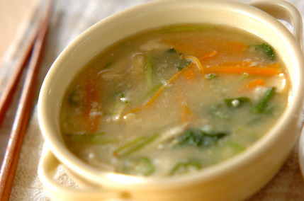 たっぷり野菜のトロロ汁