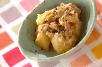 ジャガイモのゴマ煮
