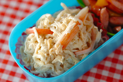 切干し大根とカニカマのマヨサラダ