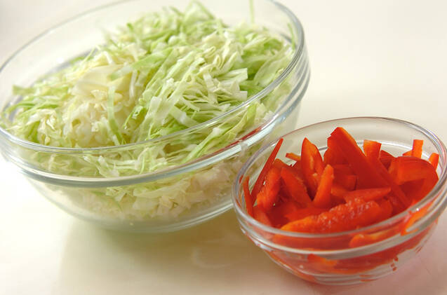 和風コールスローの作り方の手順1