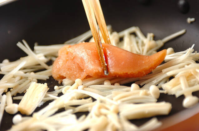 エノキのタラコ和えの作り方の手順2