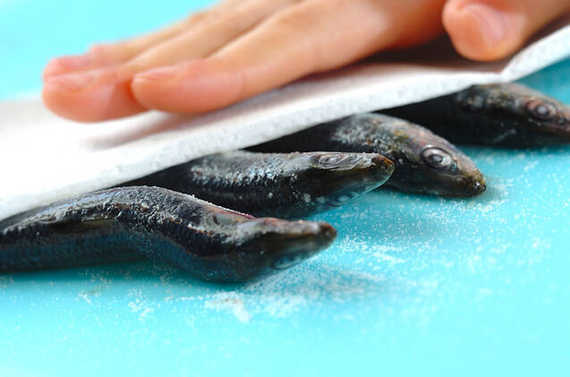 イワシの塩焼きの作り方の手順1